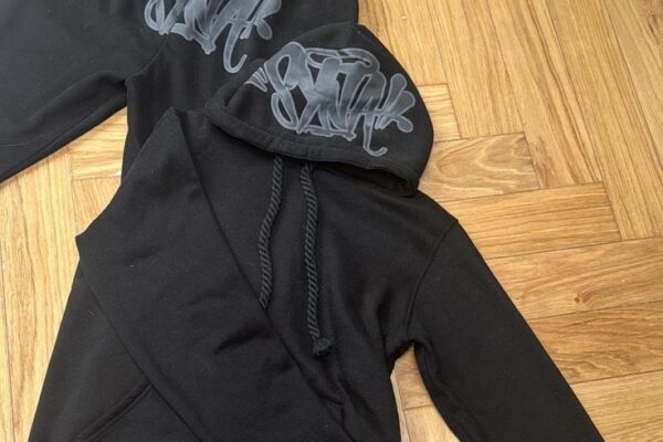Syna-world-Tracksuit-Black